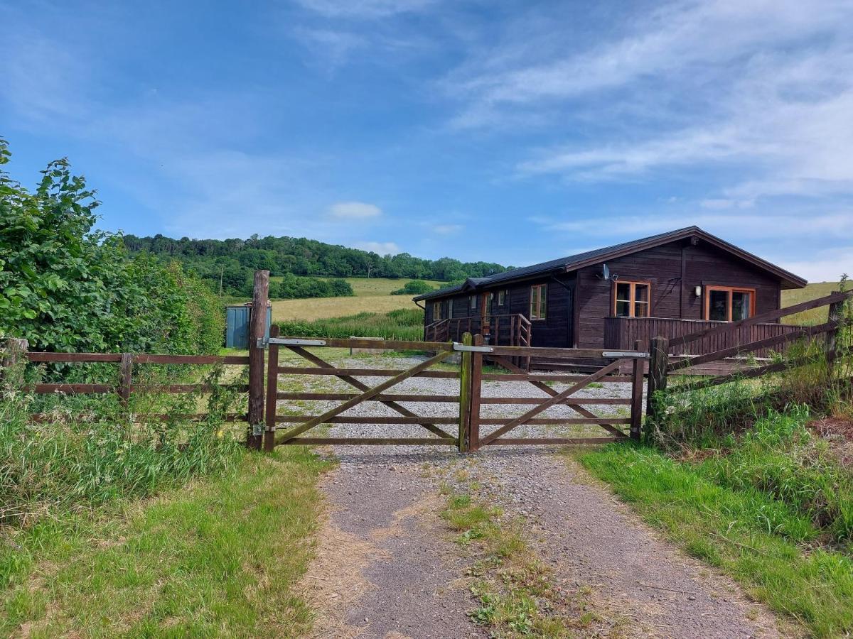 Farm Lodge Shepton Mallet Exterior photo