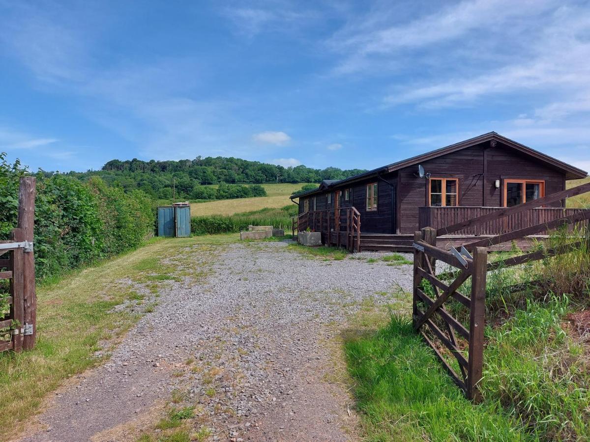 Farm Lodge Shepton Mallet Exterior photo